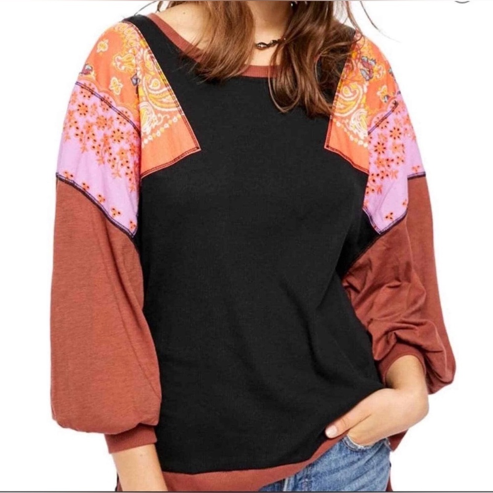 We the Free Feelin It Tee Blouse Womens M Colorblock Stretch Floral 
Oversized